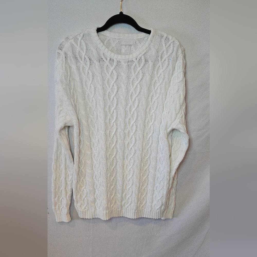 nuuds White lightweight Cable Knit Sweater